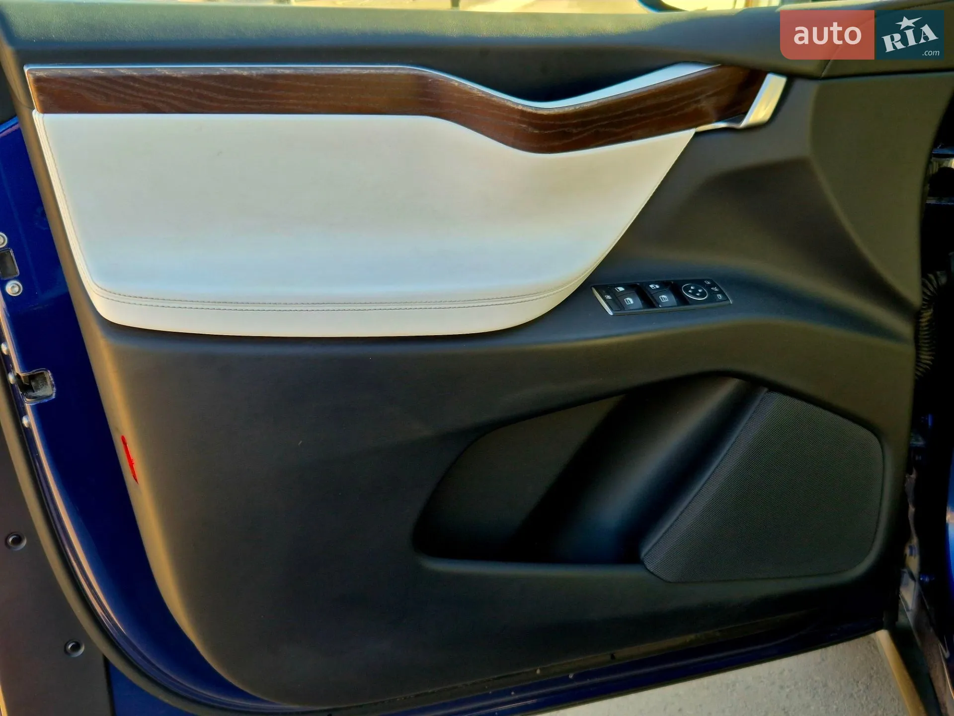 2016 Tesla Model X - мініатюра 8