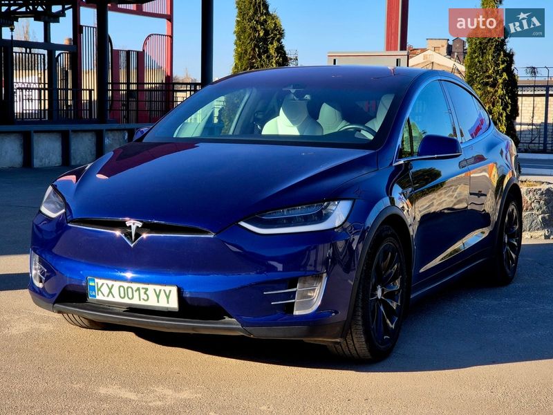 Внедорожник / Кроссовер Tesla Model X 2016 в Харькове