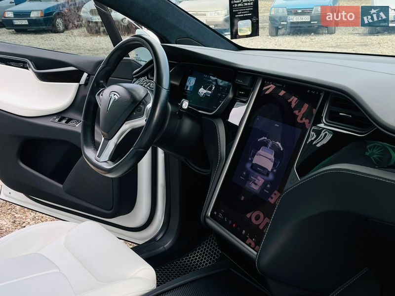 Внедорожник / Кроссовер Tesla Model X 2020 в Харькове