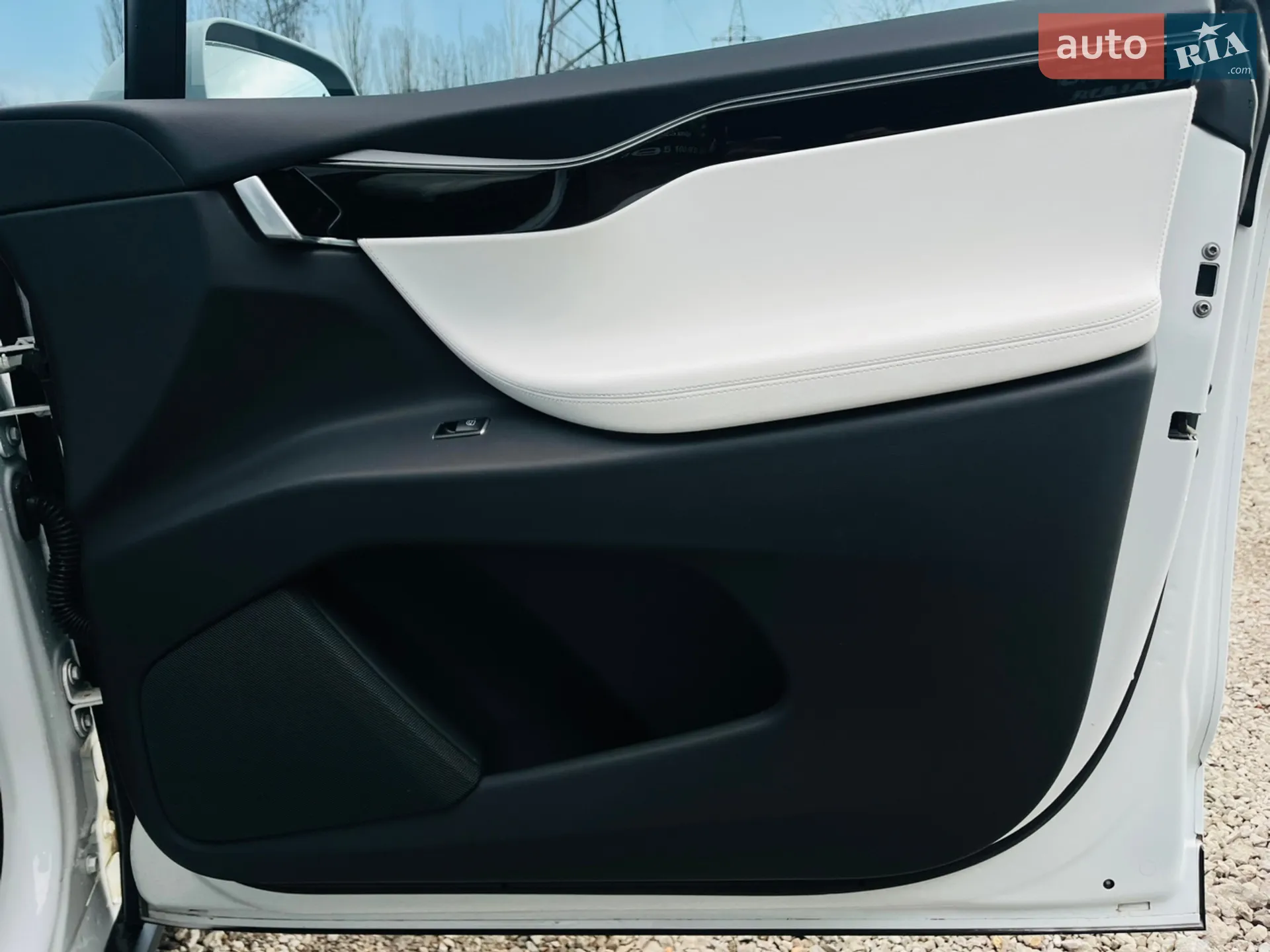 2020 Tesla Model X - мініатюра 23