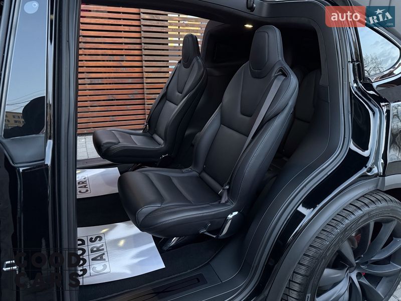Внедорожник / Кроссовер Tesla Model X 2019 в Одессе