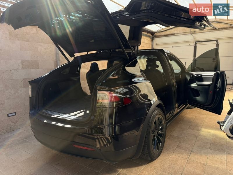 Внедорожник / Кроссовер Tesla Model X 2018 в Одессе