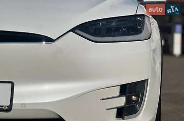 Внедорожник / Кроссовер Tesla Model X 2019 в Одессе