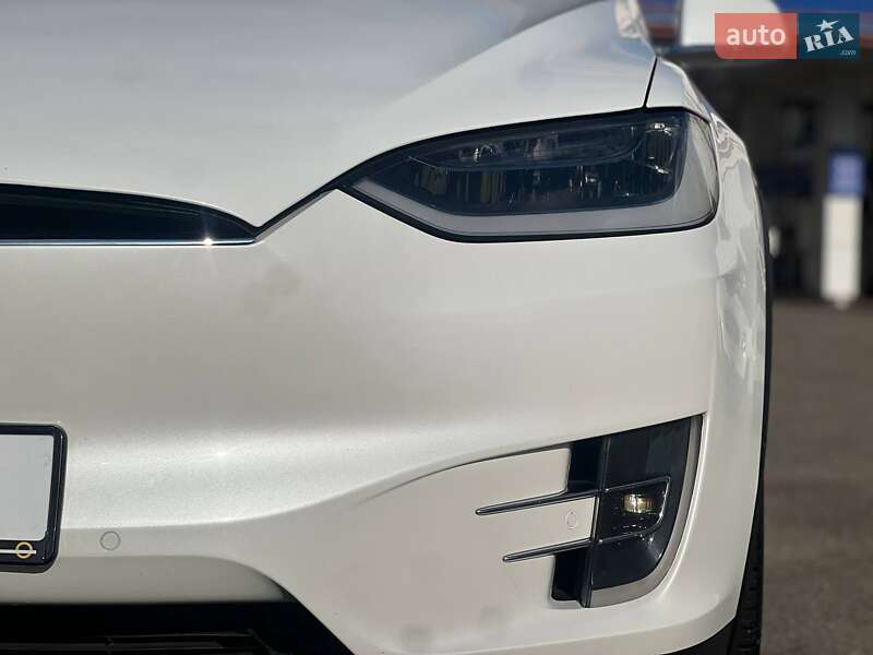 Внедорожник / Кроссовер Tesla Model X 2019 в Одессе
