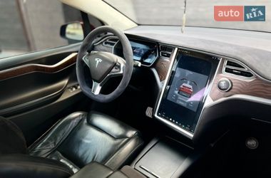 Внедорожник / Кроссовер Tesla Model X 2016 в Николаеве