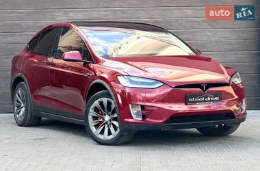 Внедорожник / Кроссовер Tesla Model X 2016 в Николаеве