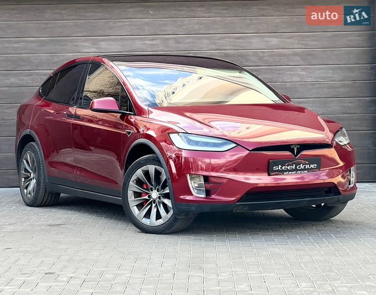 Внедорожник / Кроссовер Tesla Model X 2016 в Николаеве