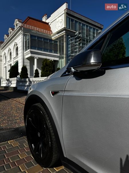 Позашляховик / Кросовер Tesla Model X 2016 в Одесі