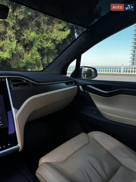 Позашляховик / Кросовер Tesla Model X 2016 в Одесі