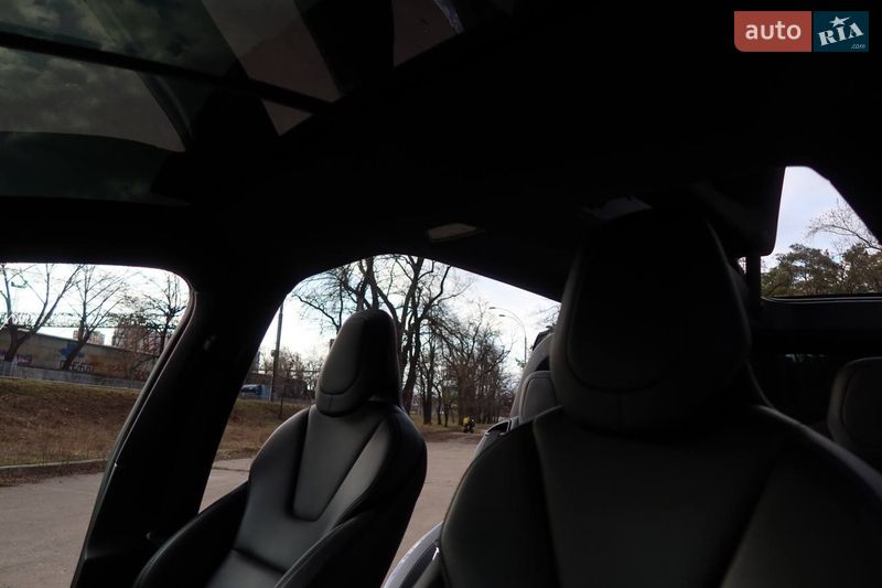 Внедорожник / Кроссовер Tesla Model X 2018 в Киеве