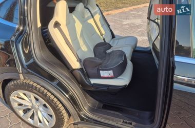 Внедорожник / Кроссовер Tesla Model X 2018 в Киеве