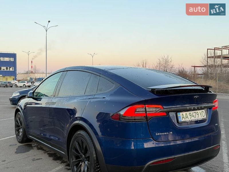 Внедорожник / Кроссовер Tesla Model X 2016 в Киеве
