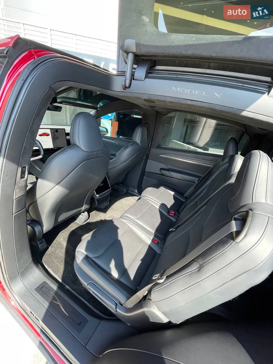 2022 Tesla Model X - мініатюра 19