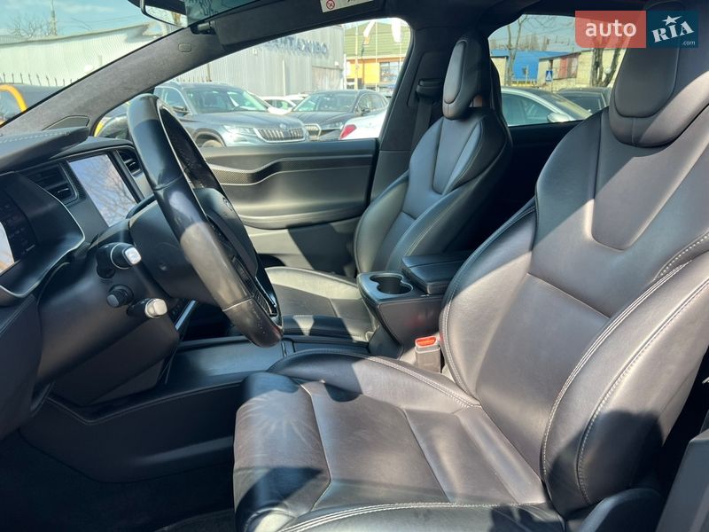 Позашляховик / Кросовер Tesla Model X 2018 в Києві