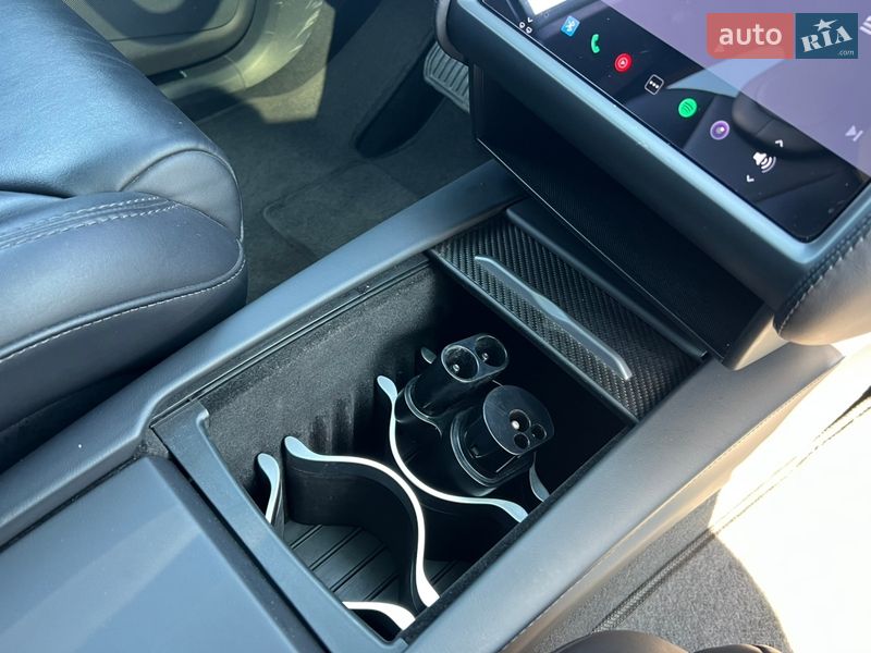 Позашляховик / Кросовер Tesla Model X 2018 в Києві