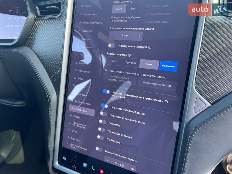 Позашляховик / Кросовер Tesla Model X 2018 в Києві