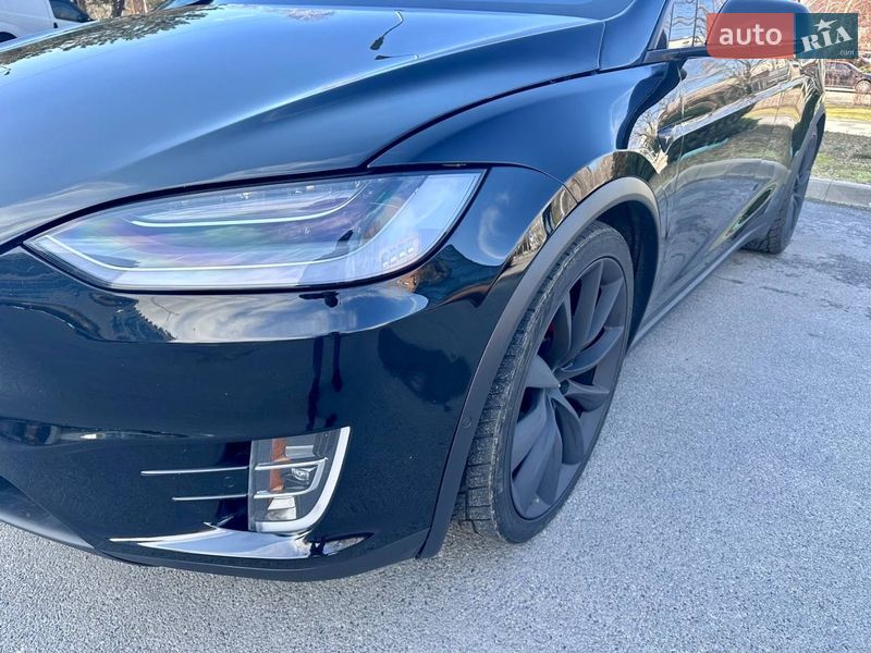 Внедорожник / Кроссовер Tesla Model X 2019 в Днепре фото 7 Внедорожник / Кроссовер Tesla Model X 2019 в Днепре