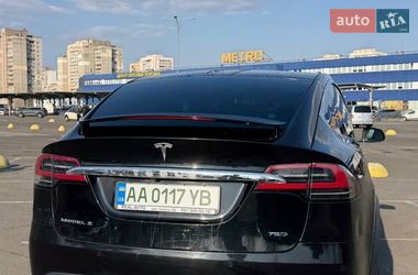 Позашляховик / Кросовер Tesla Model X 2016 в Києві