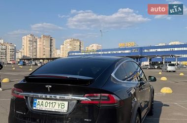 Позашляховик / Кросовер Tesla Model X 2016 в Києві
