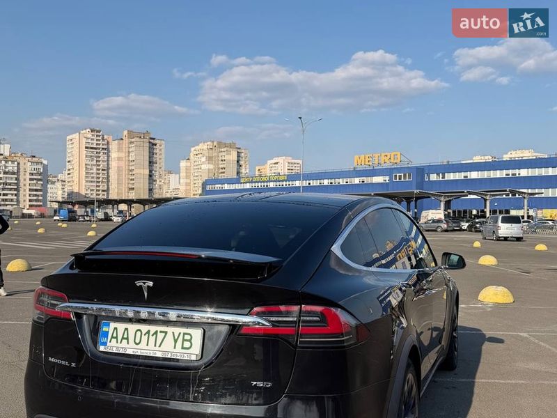 Внедорожник / Кроссовер Tesla Model X 2016 в Киеве