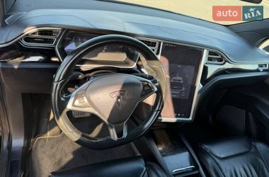 Позашляховик / Кросовер Tesla Model X 2016 в Києві