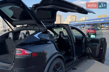 Позашляховик / Кросовер Tesla Model X 2016 в Києві