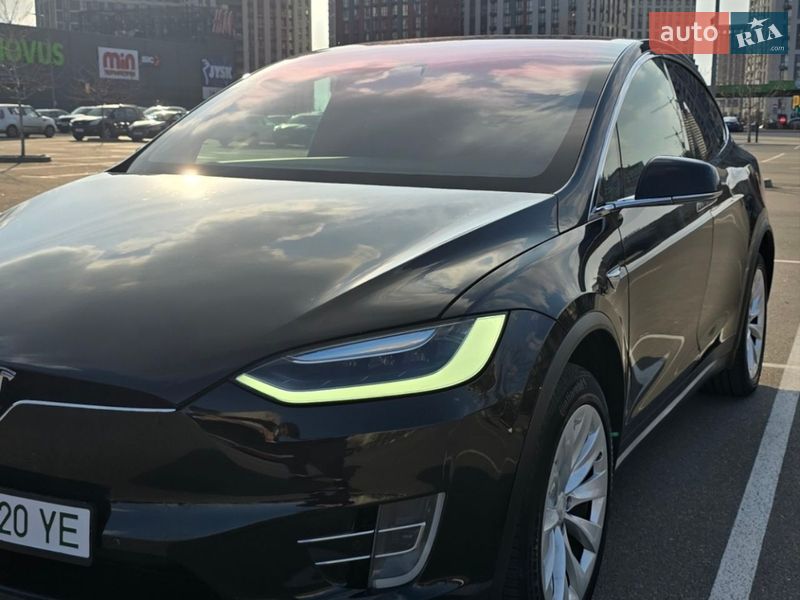 Внедорожник / Кроссовер Tesla Model X 2016 в Киеве фото 3 Внедорожник / Кроссовер Tesla Model X 2016 в Киеве