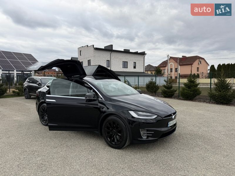 Позашляховик / Кросовер Tesla Model X 2018 в Тернополі фото 3 Позашляховик / Кросовер Tesla Model X 2018 в Тернополі