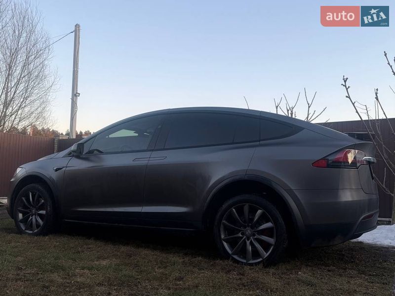 Позашляховик / Кросовер Tesla Model X 2018 в Києві