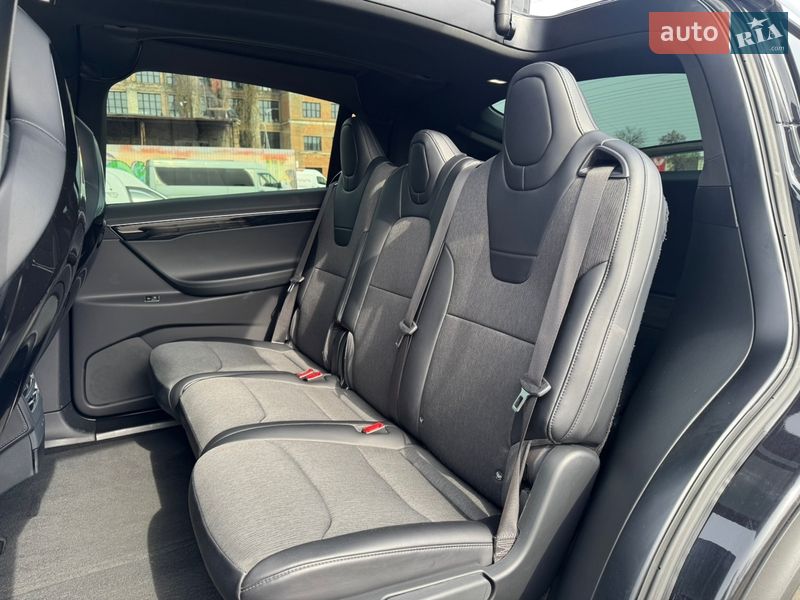Внедорожник / Кроссовер Tesla Model X 2017 в Киеве