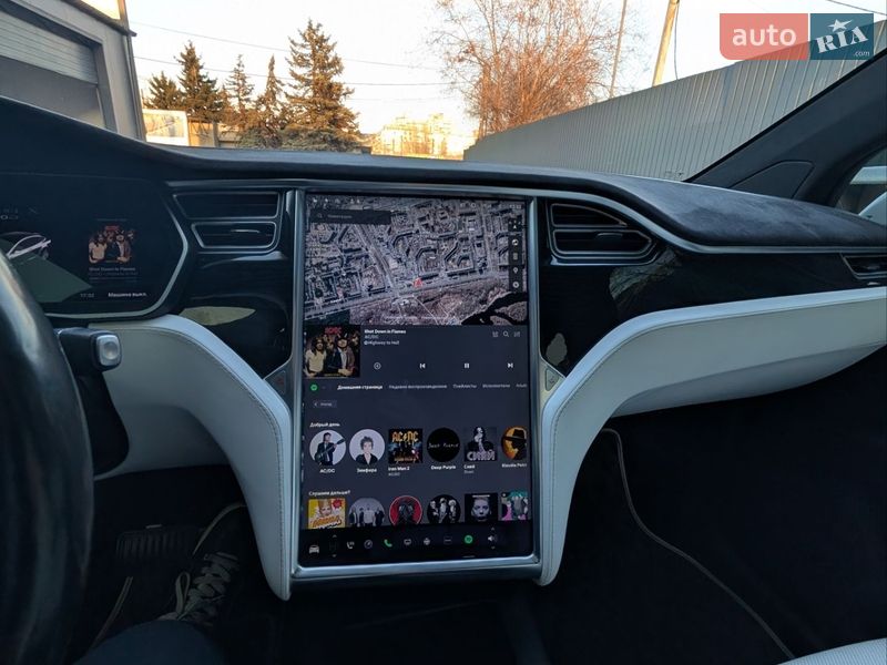 Внедорожник / Кроссовер Tesla Model X 2017 в Днепре фото 23 Внедорожник / Кроссовер Tesla Model X 2017 в Днепре