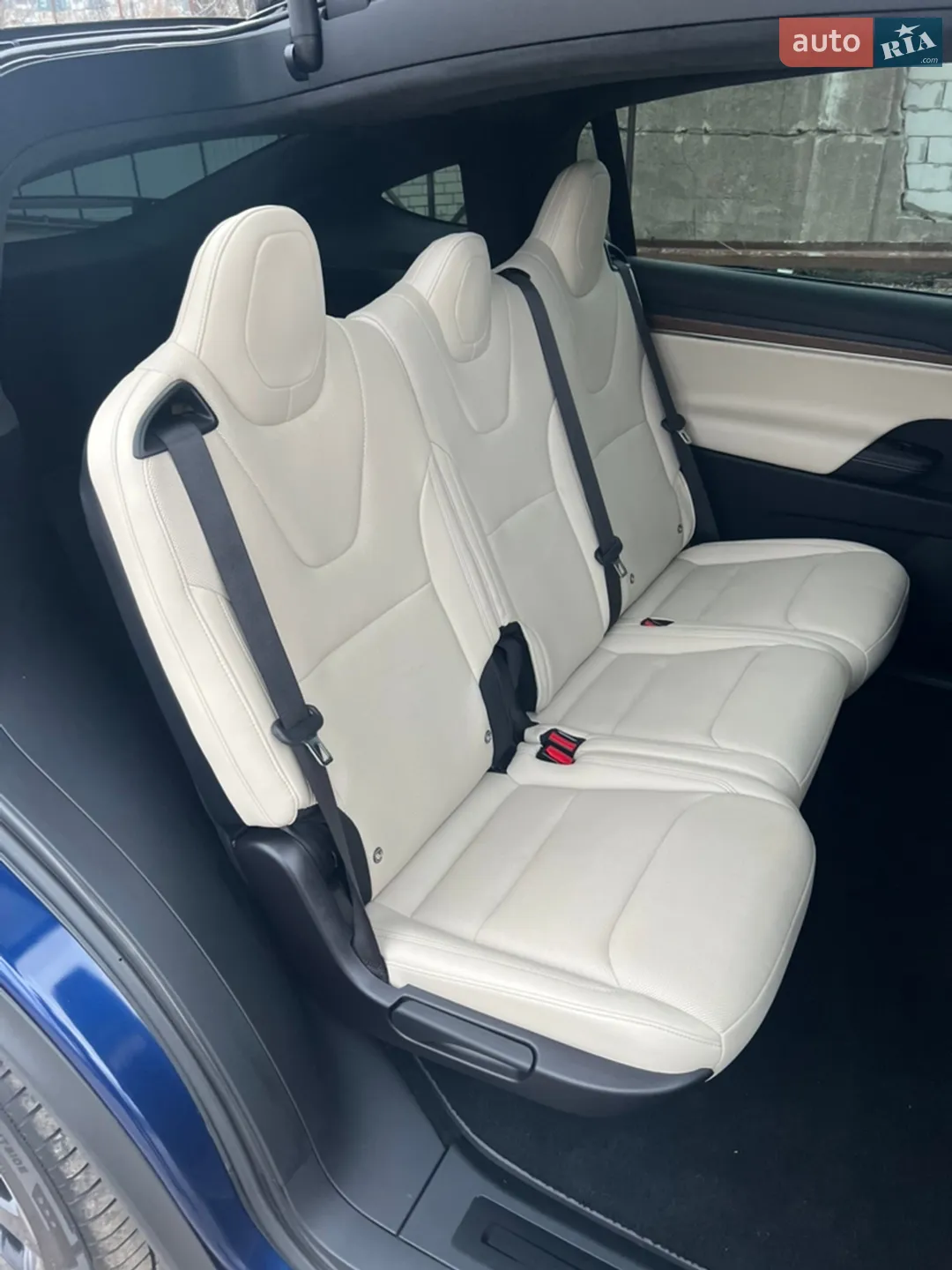 Tesla Model X 2022 VIN 7SAXCDE55NF354626 фото оголошення 17 з 24
