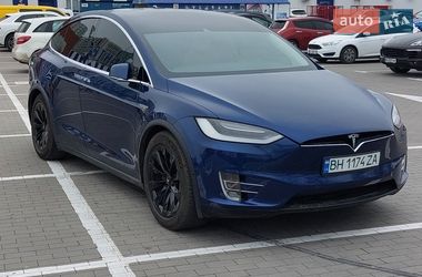 Позашляховик / Кросовер Tesla Model X 2016 в Одесі