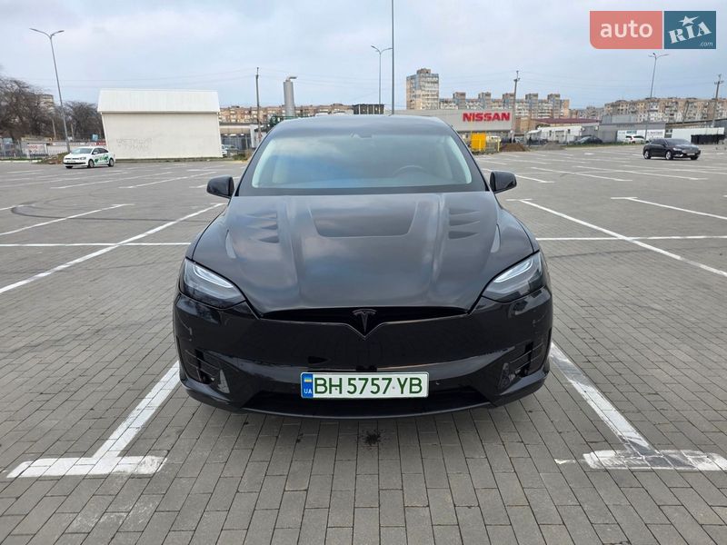 Позашляховик / Кросовер Tesla Model X 2016 в Одесі фото 4 Позашляховик / Кросовер Tesla Model X 2016 в Одесі