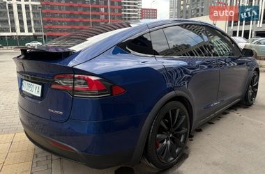 Внедорожник / Кроссовер Tesla Model X 2019 в Киеве