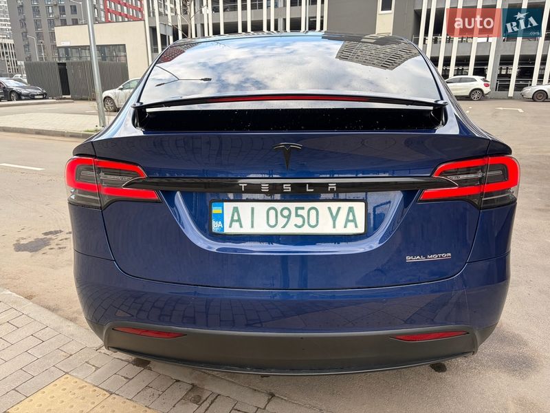 Внедорожник / Кроссовер Tesla Model X 2019 в Киеве