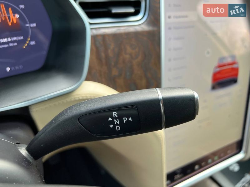 Внедорожник / Кроссовер Tesla Model X 2016 в Хмельницком