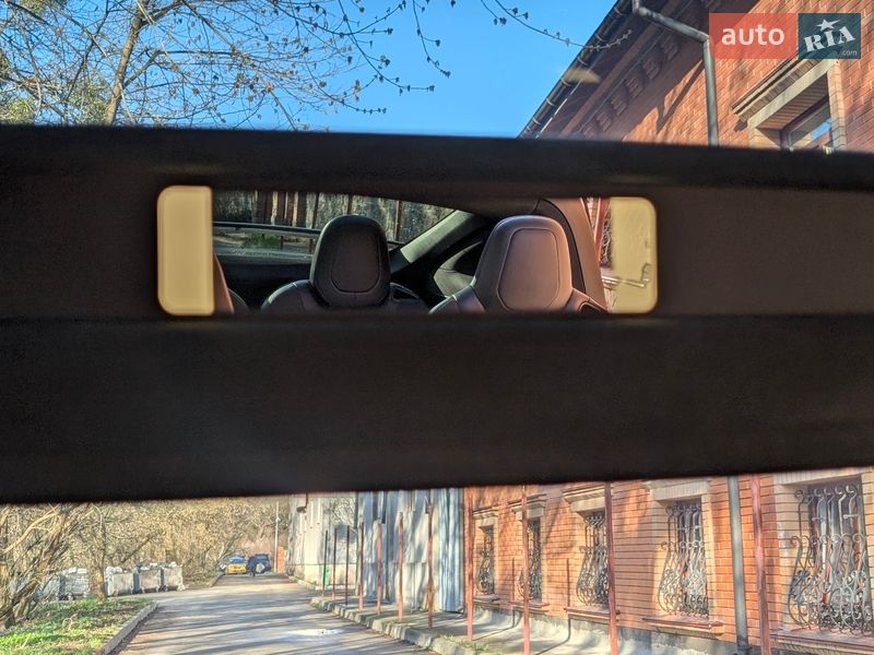 Позашляховик / Кросовер Tesla Model X 2017 в Києві