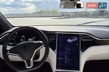 Позашляховик / Кросовер Tesla Model X 2017 в Дніпрі