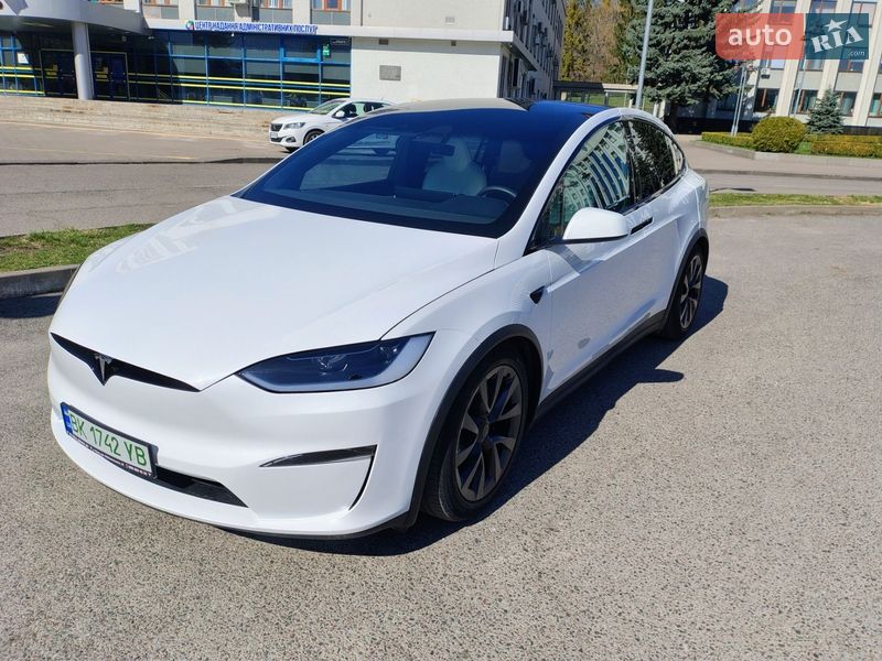 Позашляховик / Кросовер Tesla Model X 2023 в Рівному