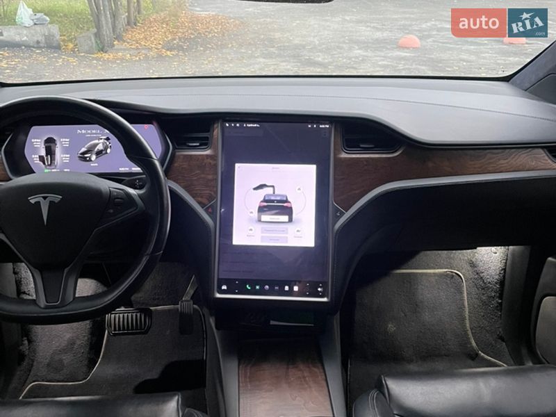 Внедорожник / Кроссовер Tesla Model X 2020 в Киеве