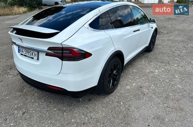 Позашляховик / Кросовер Tesla Model X 2019 в Києві