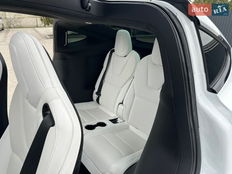 Позашляховик / Кросовер Tesla Model X 2023 в Кропивницькому