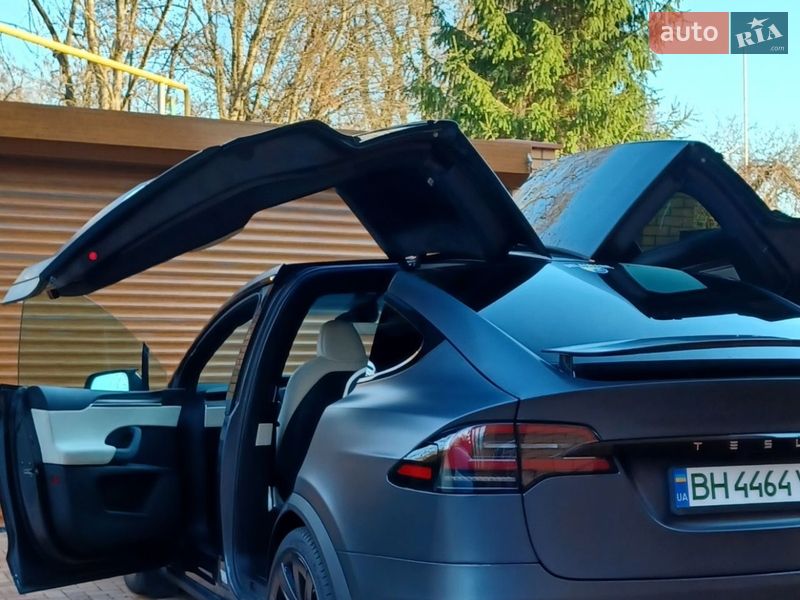 Позашляховик / Кросовер Tesla Model X 2023 в Одесі фото 6 Позашляховик / Кросовер Tesla Model X 2023 в Одесі