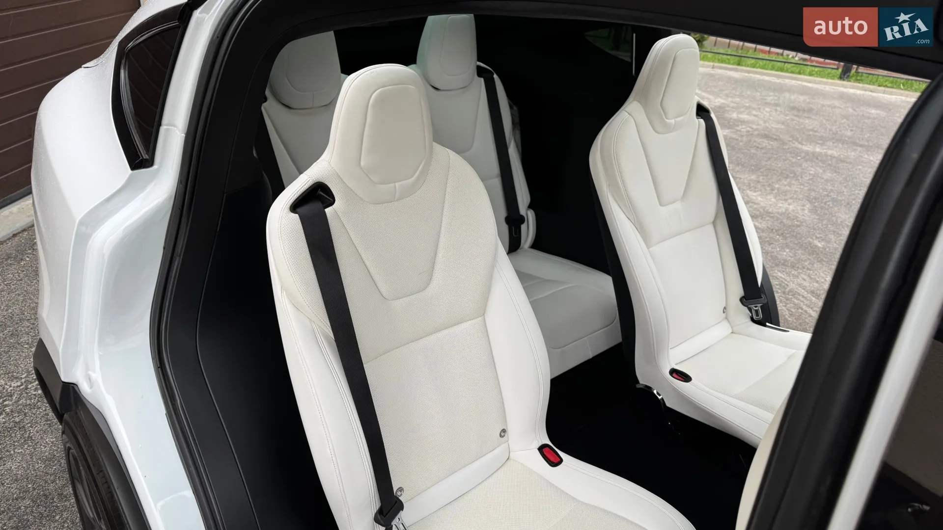 2021 Tesla Model X - мініатюра 17