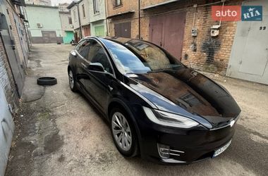 Внедорожник / Кроссовер Tesla Model X 2017 в Киеве