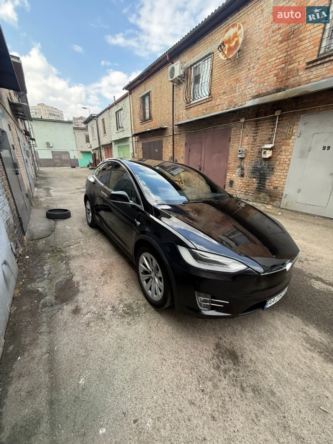2017 Tesla Model X - фото 1