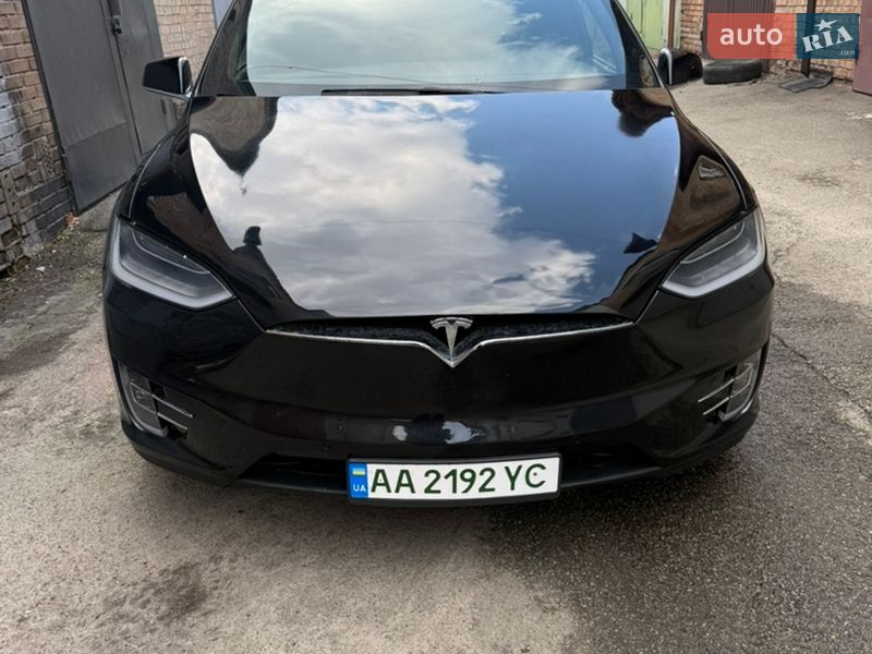Позашляховик / Кросовер Tesla Model X 2017 в Києві фото 6 Позашляховик / Кросовер Tesla Model X 2017 в Києві