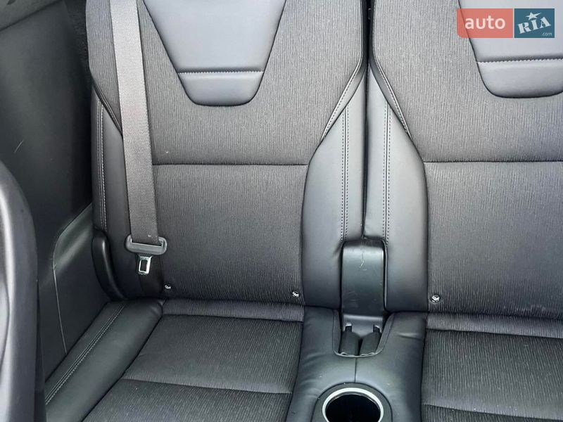 Внедорожник / Кроссовер Tesla Model X 2016 в Днепре