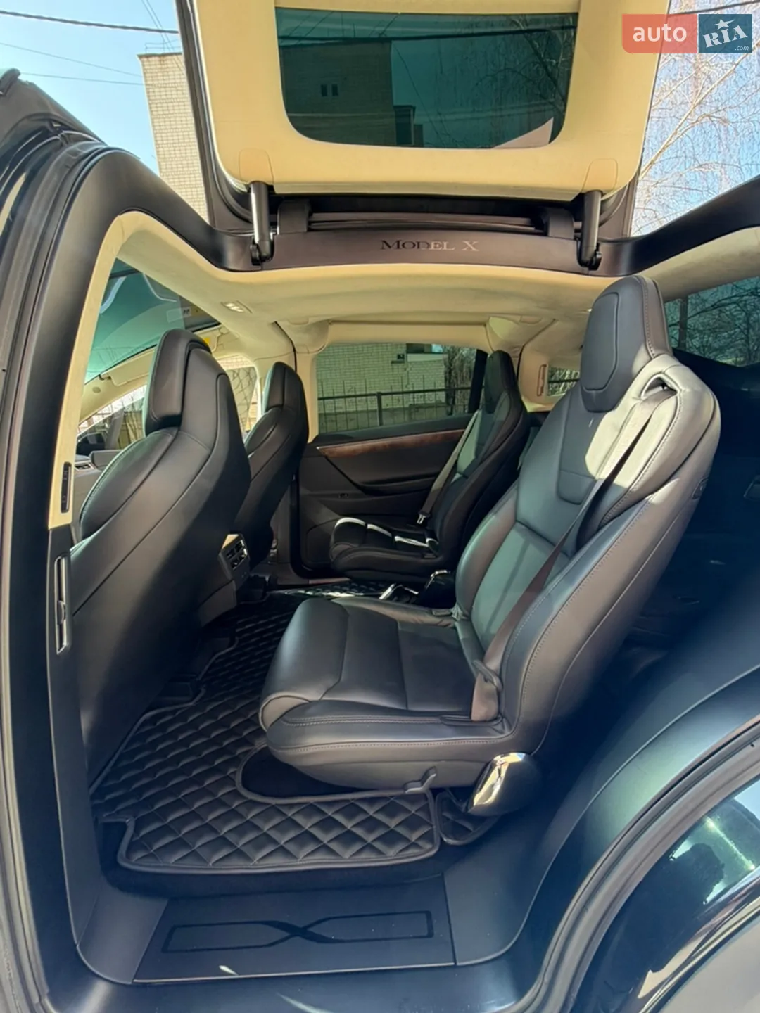 2017 Tesla Model X - мініатюра 47